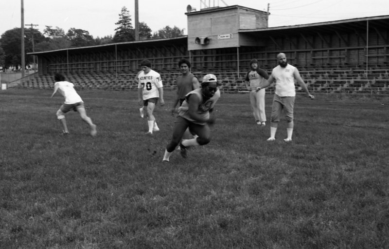 1981 Football, Summer Training 09