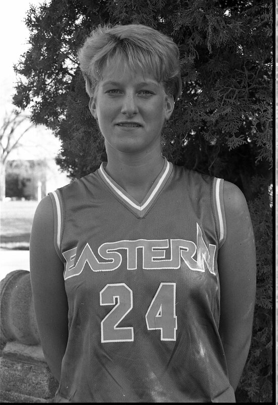 1990 Women's Basketball Player, Fall Portraits 04