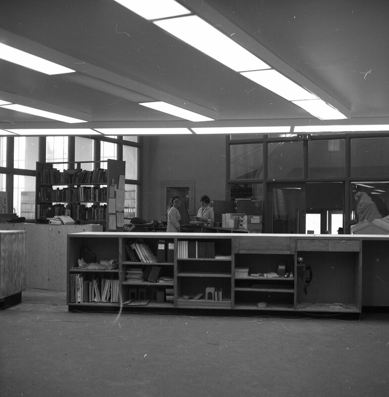 1971 Employees, Walter M. Pierce Library 04