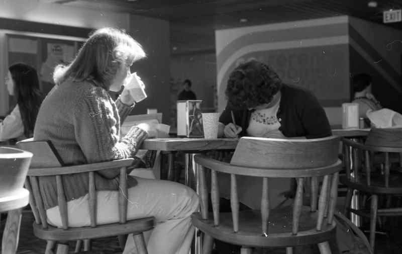 1980 Hoke Hall Cafeteria 01