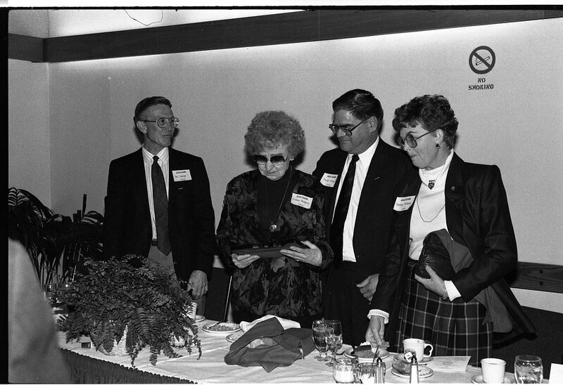 1990 Alumni Awards Banquet 02