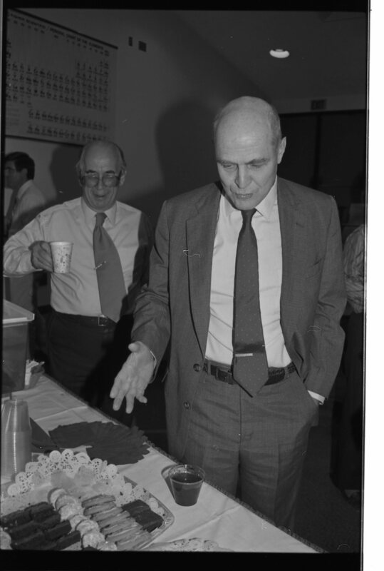 1989 Employees & Guest, Reception 12