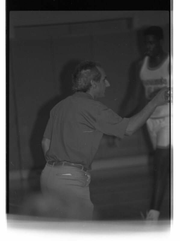 1990 Basketball Coaching 02