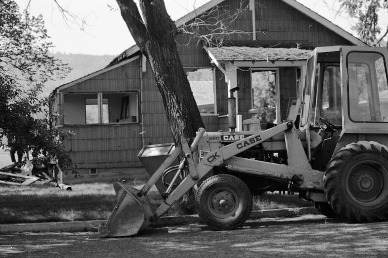 1987 La Grande, House Demolition 03