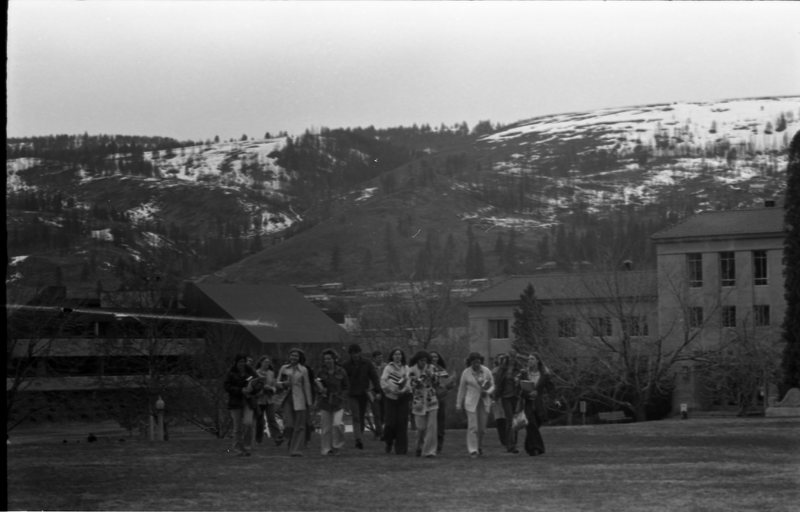 1976 Students, Group Walking