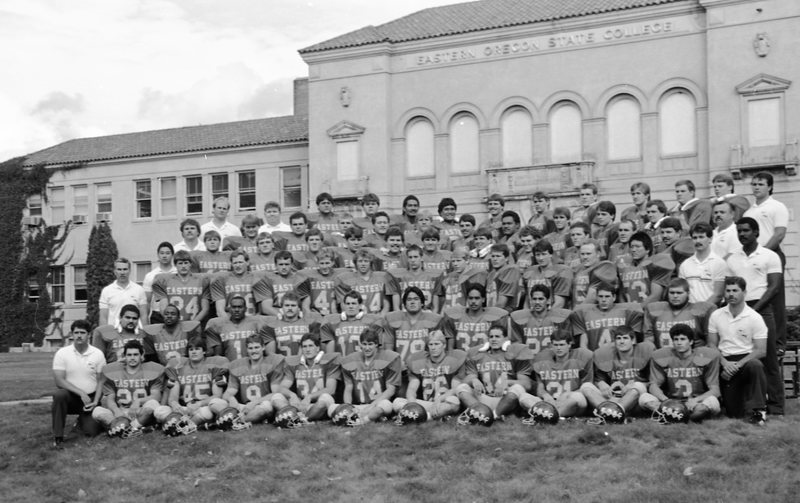 1986 Football Team 01