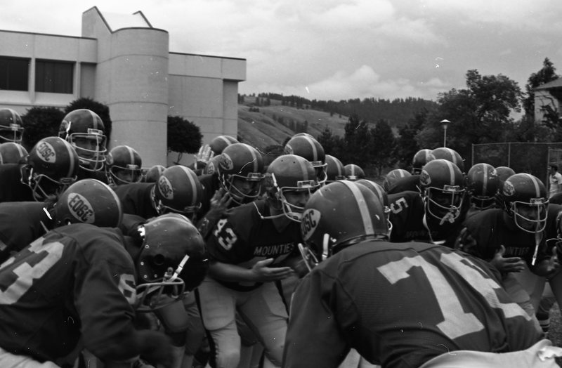 1980 Football, Pregame Warm-ups