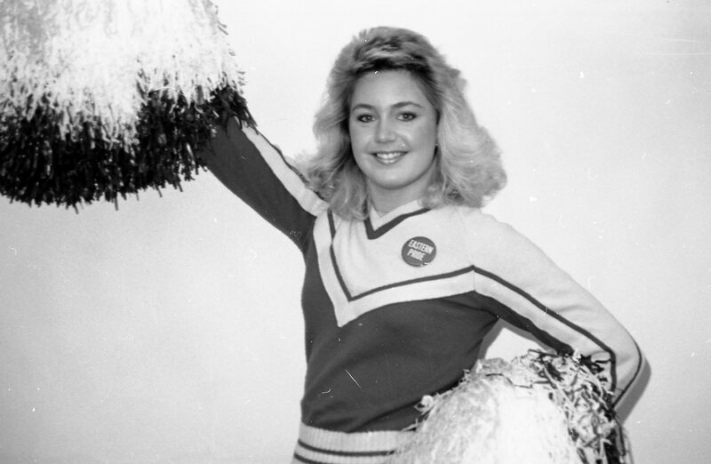 1985 Football Cheerleaders 20