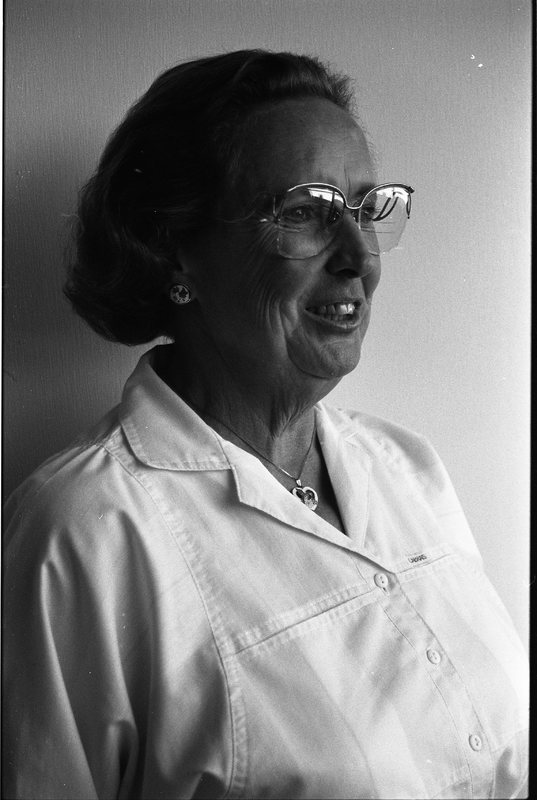 1988 Guest, Maxine Cook 01
