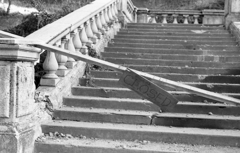 1979 Grand Staircase Deteriorates 2