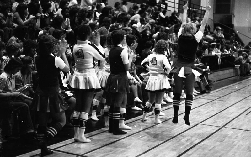 1982 High school Wapiti League Basketball Tournament, Elgin Cheerleaders 03