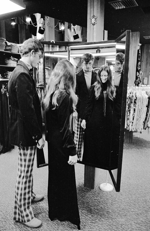 1974 Students, Shopping I 02