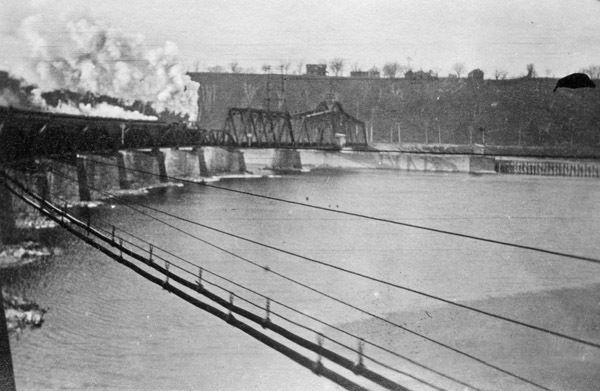 Train Crossing Bridge 4