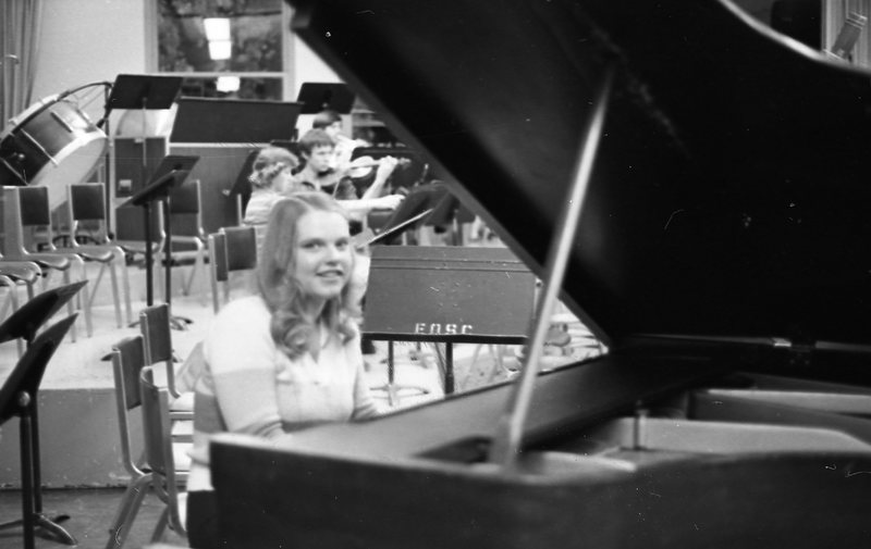1980 Symphony Orchestra, Rehearsal 15