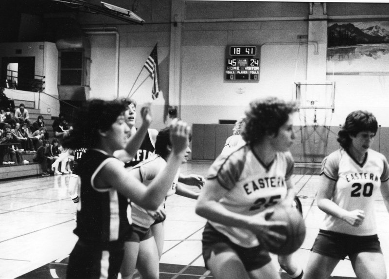 80's Women's Basketball Action 4