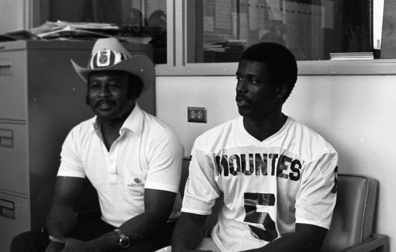 1982 Football, Havan Jones Going Pro 07