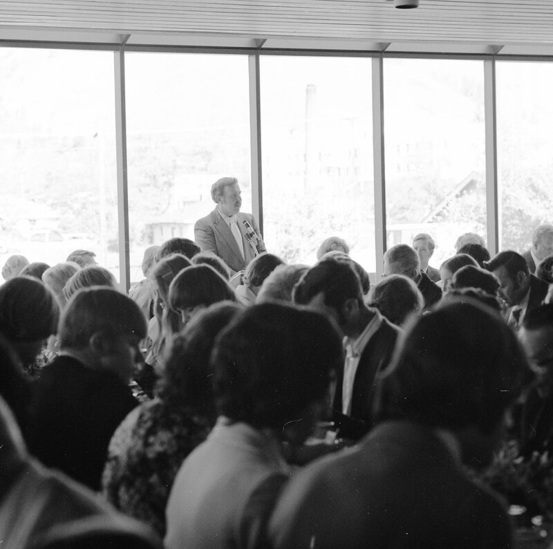 1974 Hoke Hall, Senior Breakfast 12