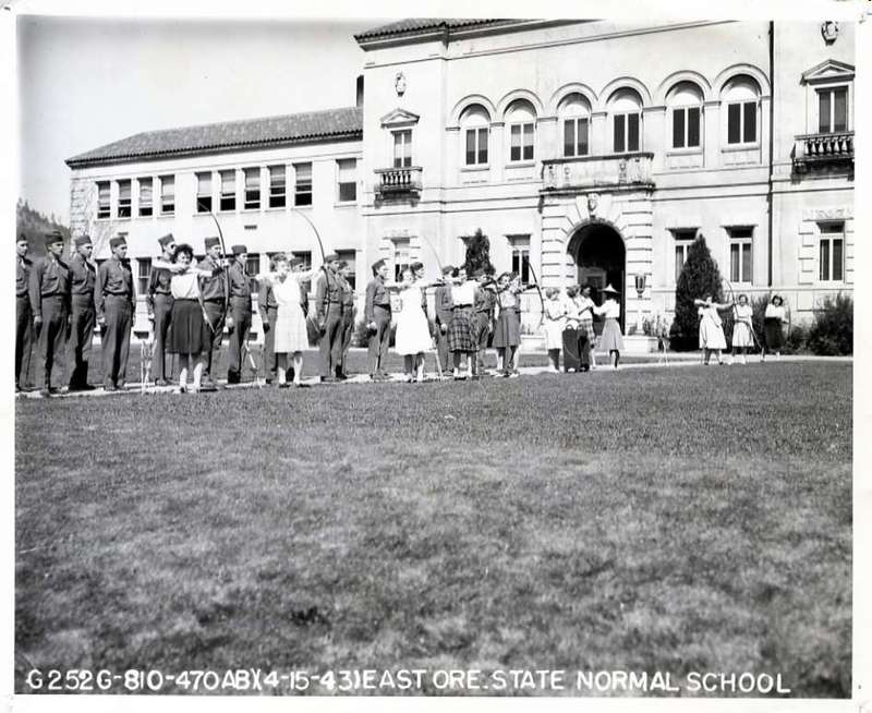 1943 Training Command Archery 1