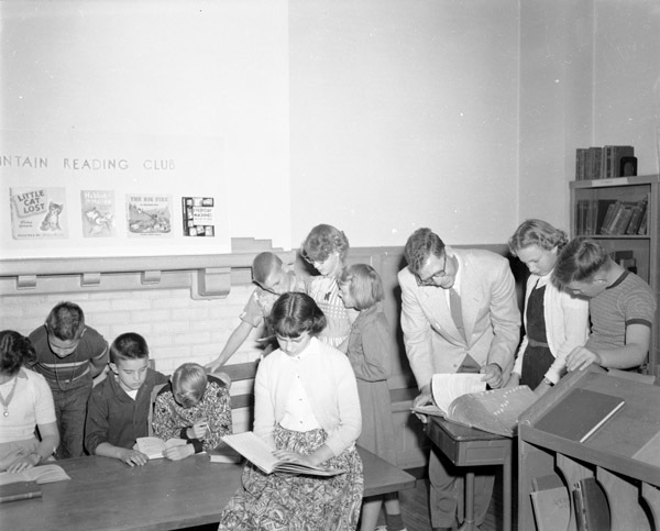 50's Ackerman Elementary Library 1-1