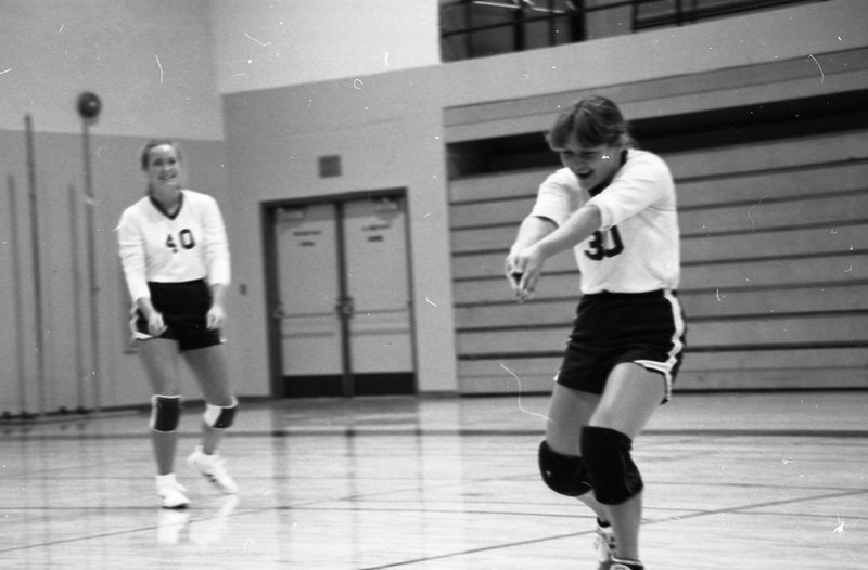 1980 Women's Volleyball Action 27