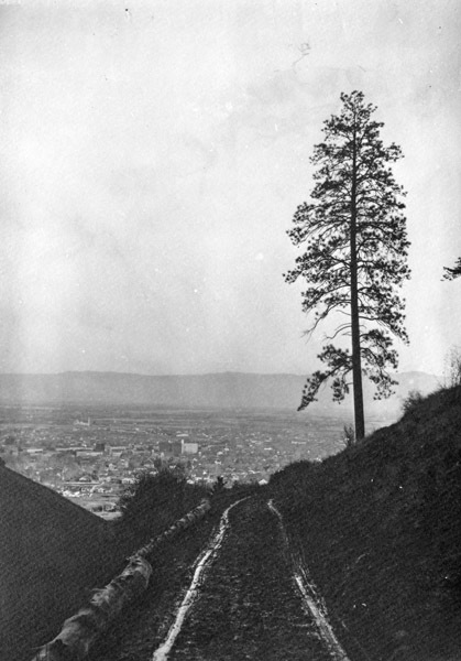 1933 La Grande, Hilltop View 02