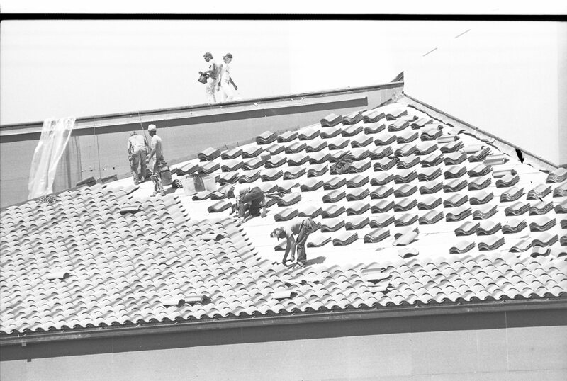 1989 Loso Hall Construction, Roof 13