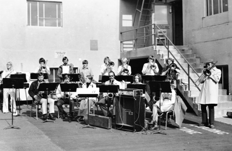1975 Octoberfest, Outdoor Music 01