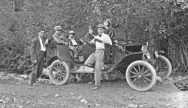 Reuter Group-J, Automobile 2
