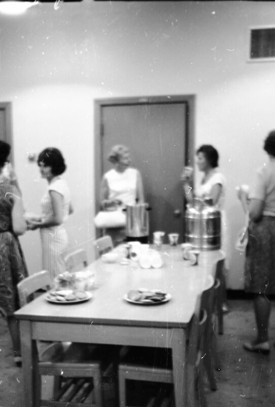 1968 Reading Institute, Library 07