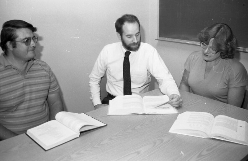 1985 Students, Consult Professor John Blanchard 05
