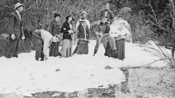 Reuter Group-D, Snow 4