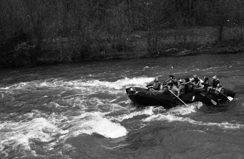 1982 Spring Festival, Raft Race 33