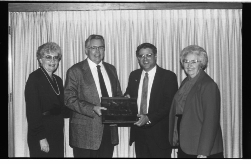 1988 Distinguished Award, Jerry Young 06