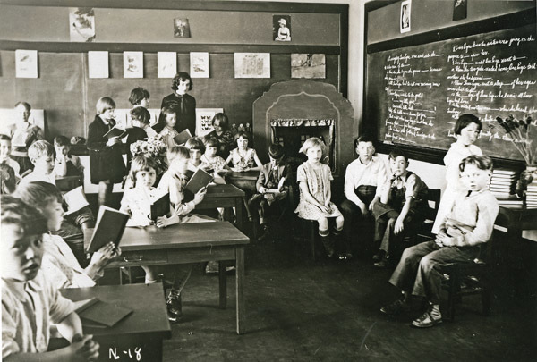1930 Ackerman Elementary Classroom 2