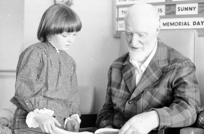 1983 Ackerman Elementary School, Field Trip to Valley View Manor 01