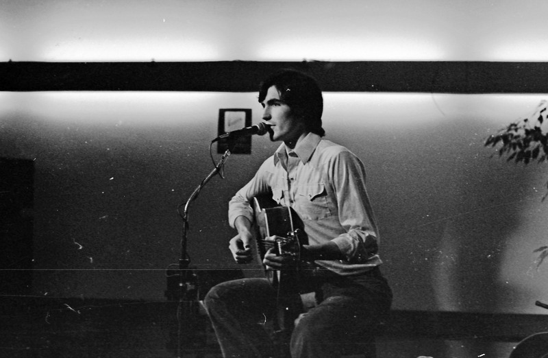 1983 Coffee Shop Concert 05