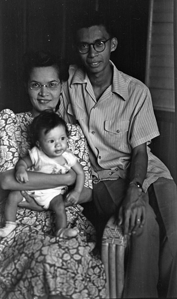 Manila, Filipino Hosts 2