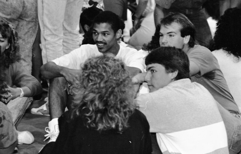 1987 New Student Days, Indoors 18