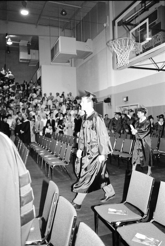 1991 Graduation, Graduates Walk 05