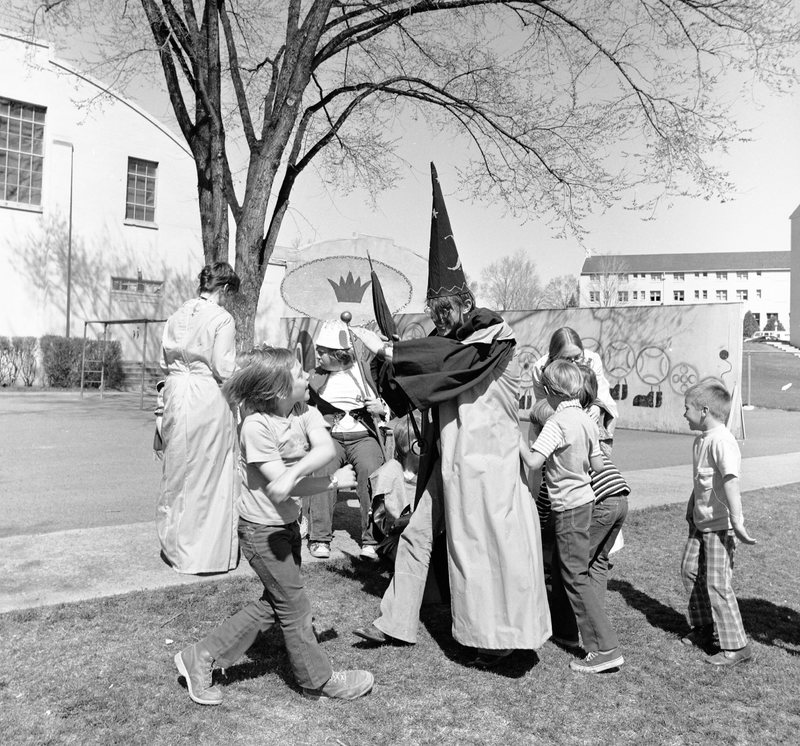 1974 "Wizard of Oz" 01