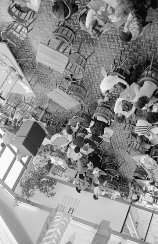 1984 Hoke Hall Cafeteria 02
