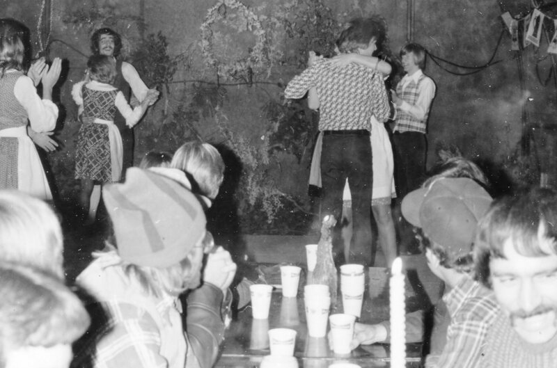 1975 Octoberfest, Folk Dancing 11