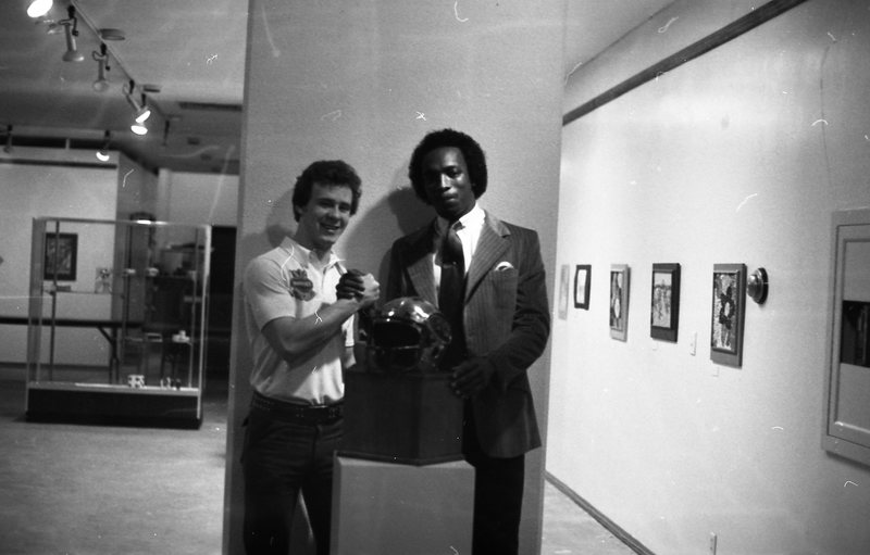 1981 Football Players with Trophy 04