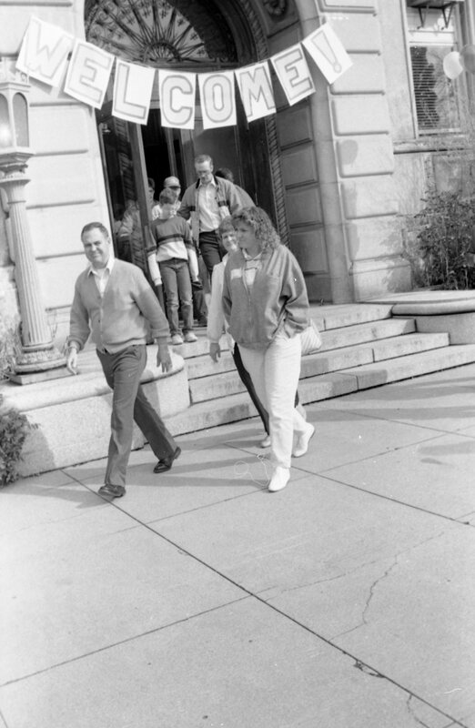 80's New Student Orientation, Outdoors 05