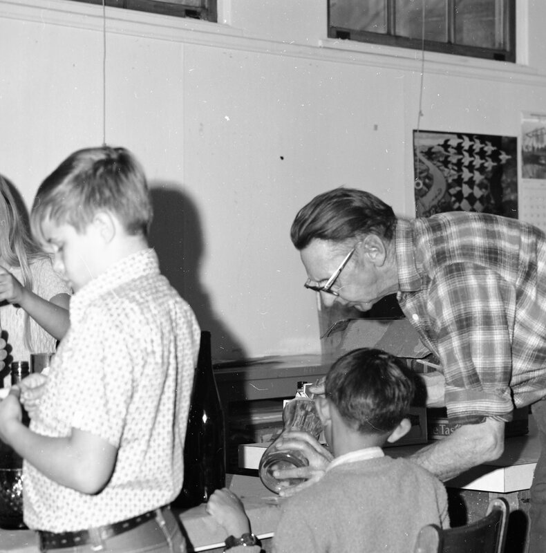 1972 Ackerman Elementary School, Classroom 02