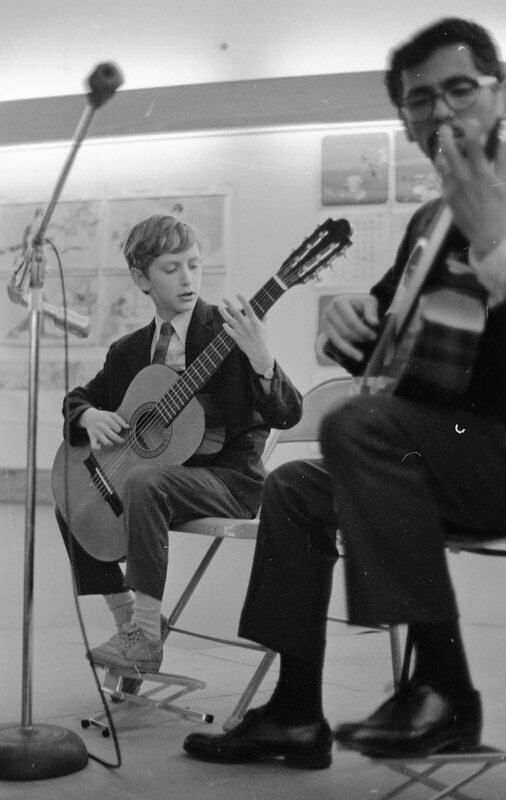 1974 International Club Dinner & Show Entertainment 04