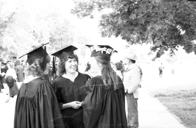 1980 Graduates 02