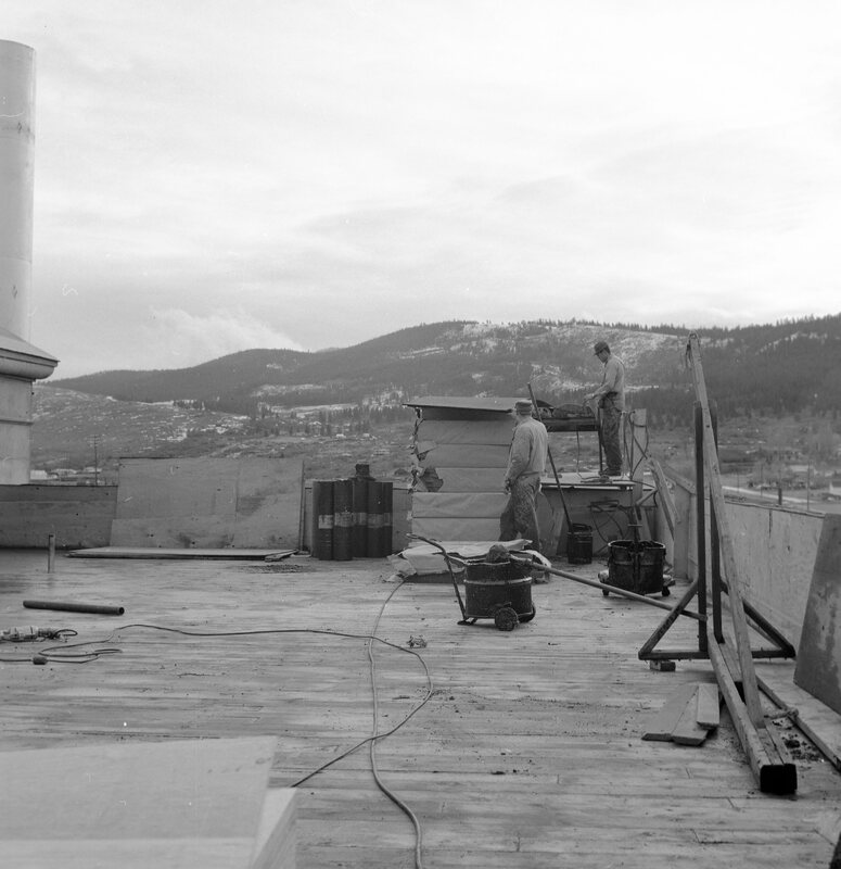 1971 Walter M. Pierce Library Remodel, Roofing 05