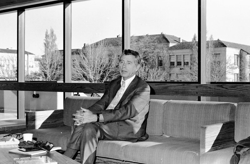 1975 Students, Conversations with President Rodney Briggs 10