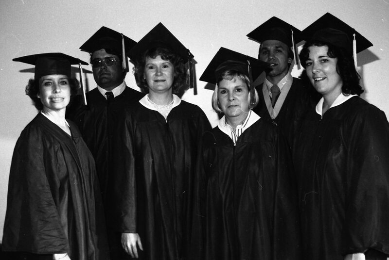 1986 Graduates 23